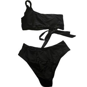 One shoulder, high waisted bikini